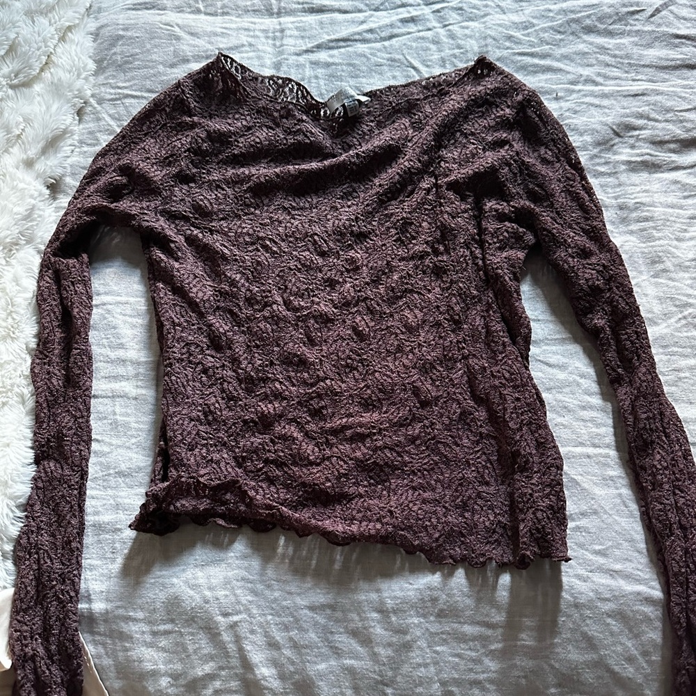 Full sleeve lace top
